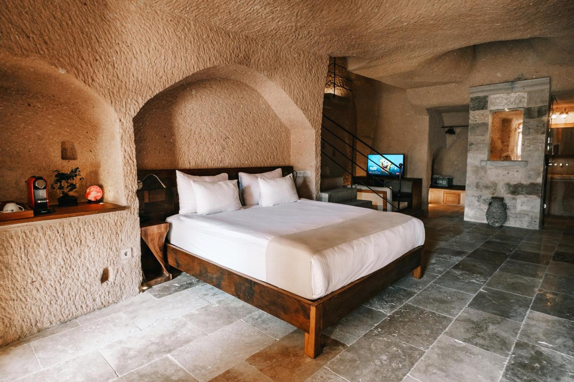 Millstone Cave Suites Hotel Üçhisar Ngoại thất bức ảnh